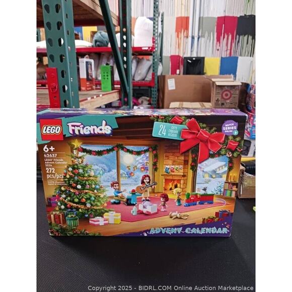 LEGO Friends 2024 Advent Calendar Christmas Toy 42637 - Picture 2 of 7